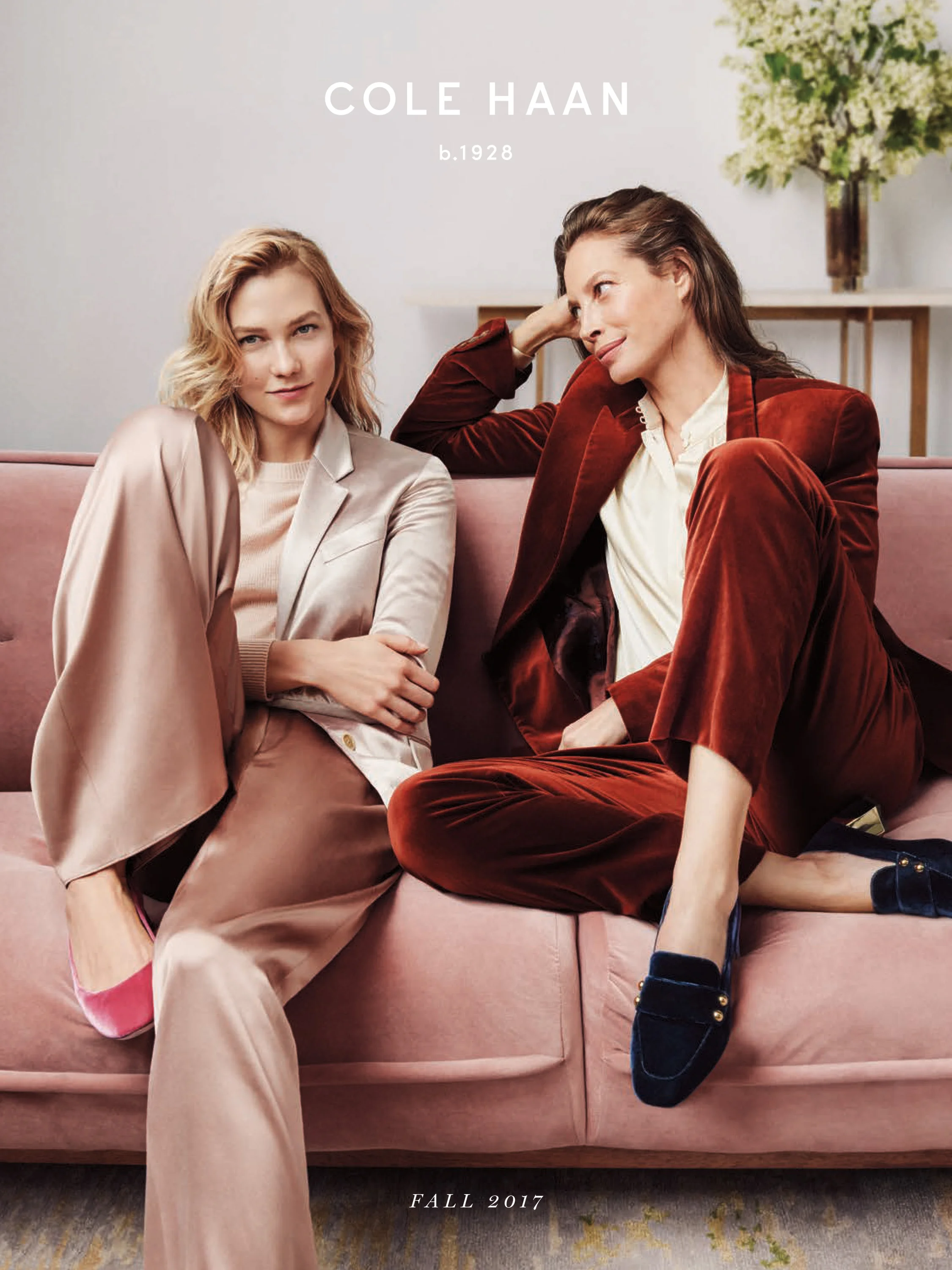 CH01267_17C_Fall_In-Line_Catalog_Women_final_v2_SCREEN 1.jpg