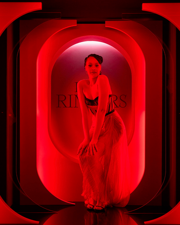 DeadRingers_BritneOldford2_TylerTwins_Carolineyiproduction.gif