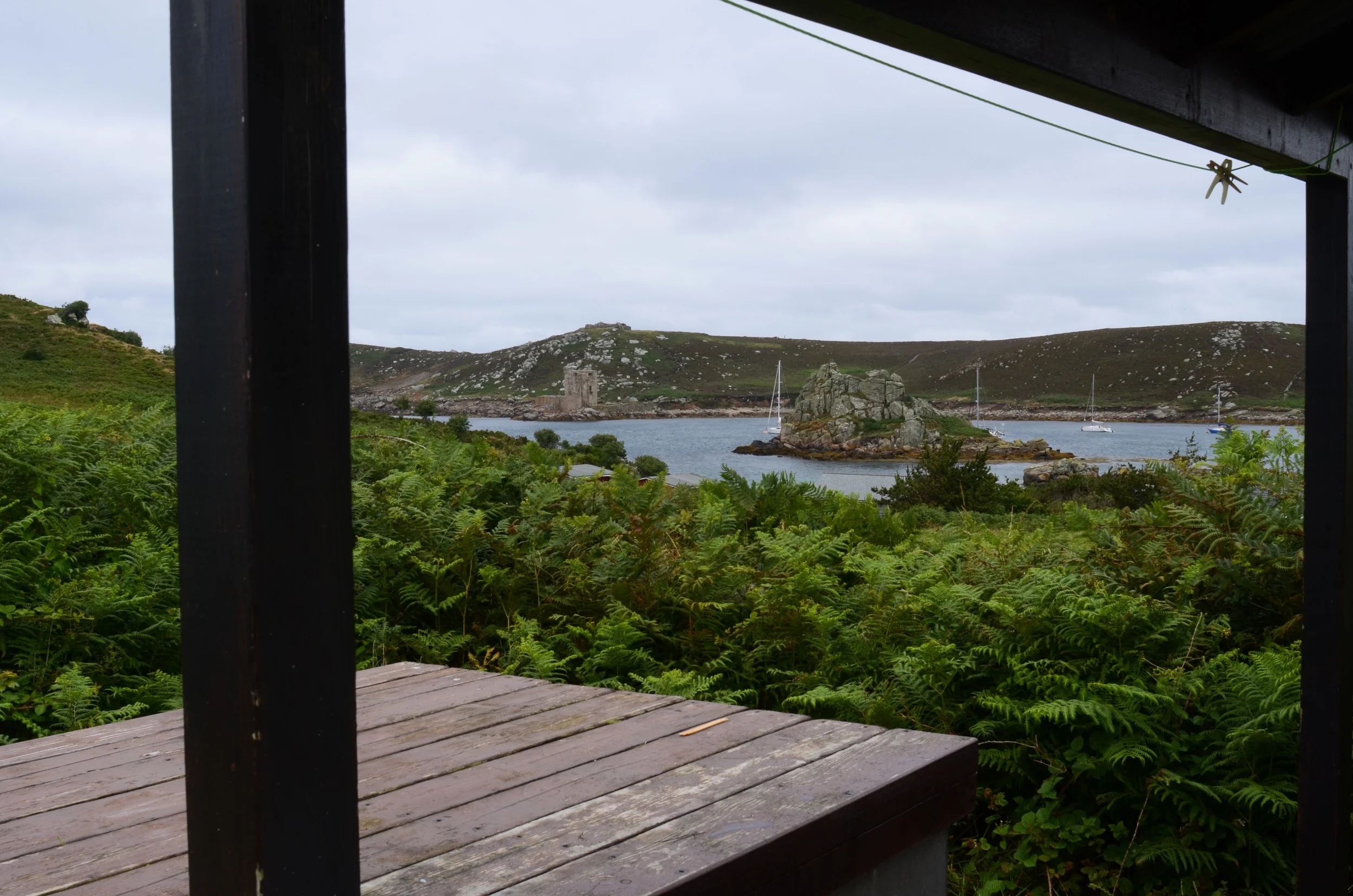 Bryher campsite, taken from the washing up department. 
