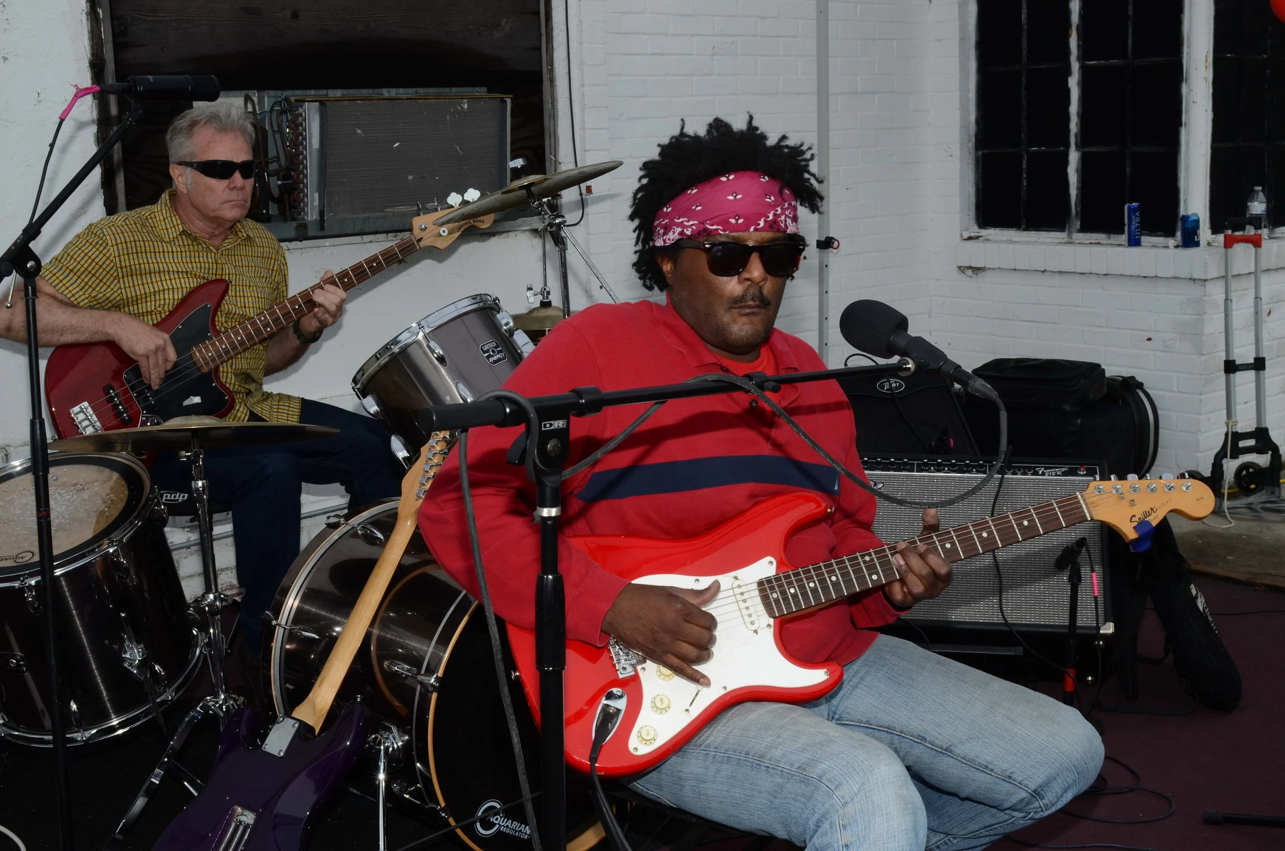 Lucious Spiller outside Wade Walton's Barber Shop, Clarksdale MS, April 2017.