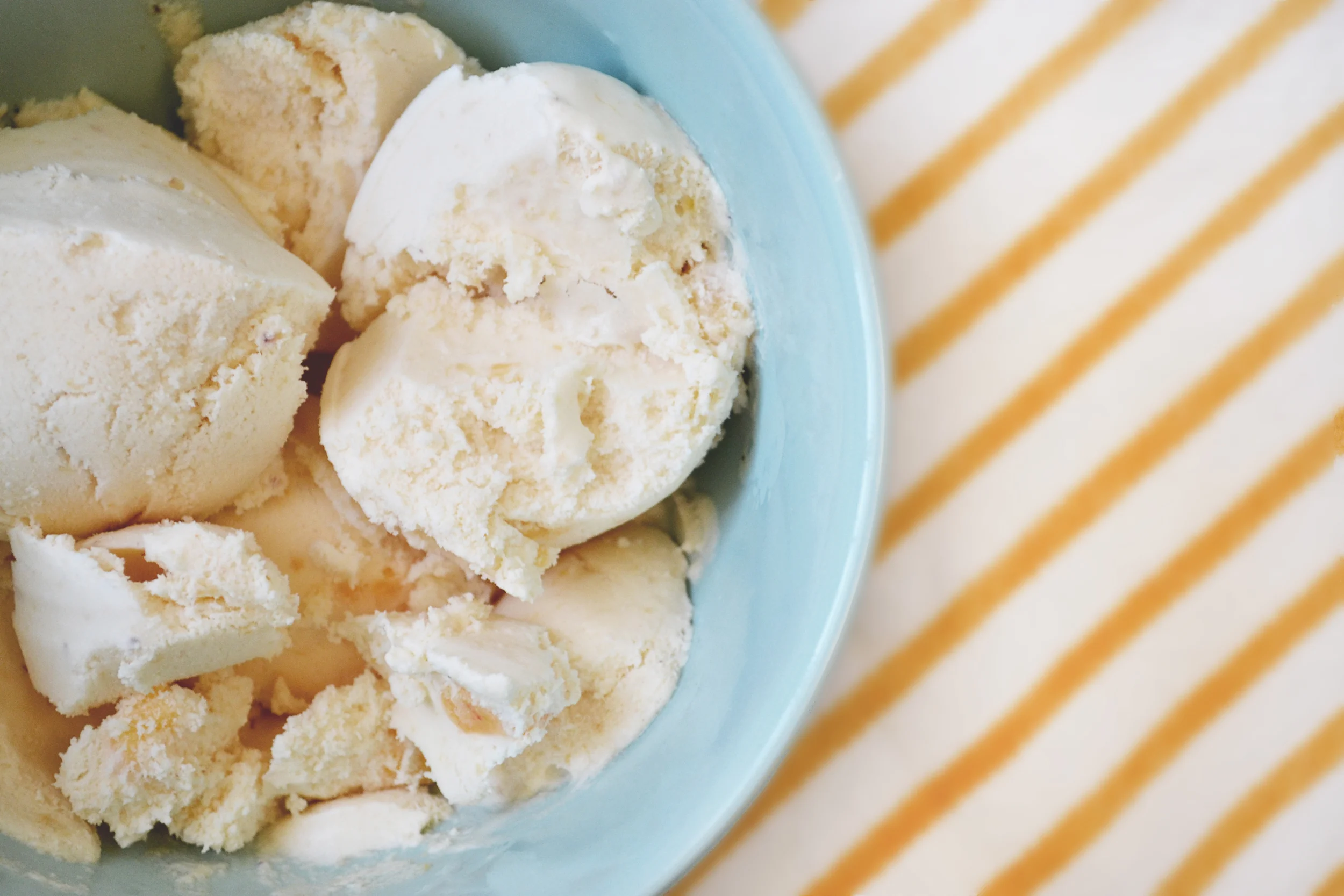 Peach Ice Cream // The Girl Kyle