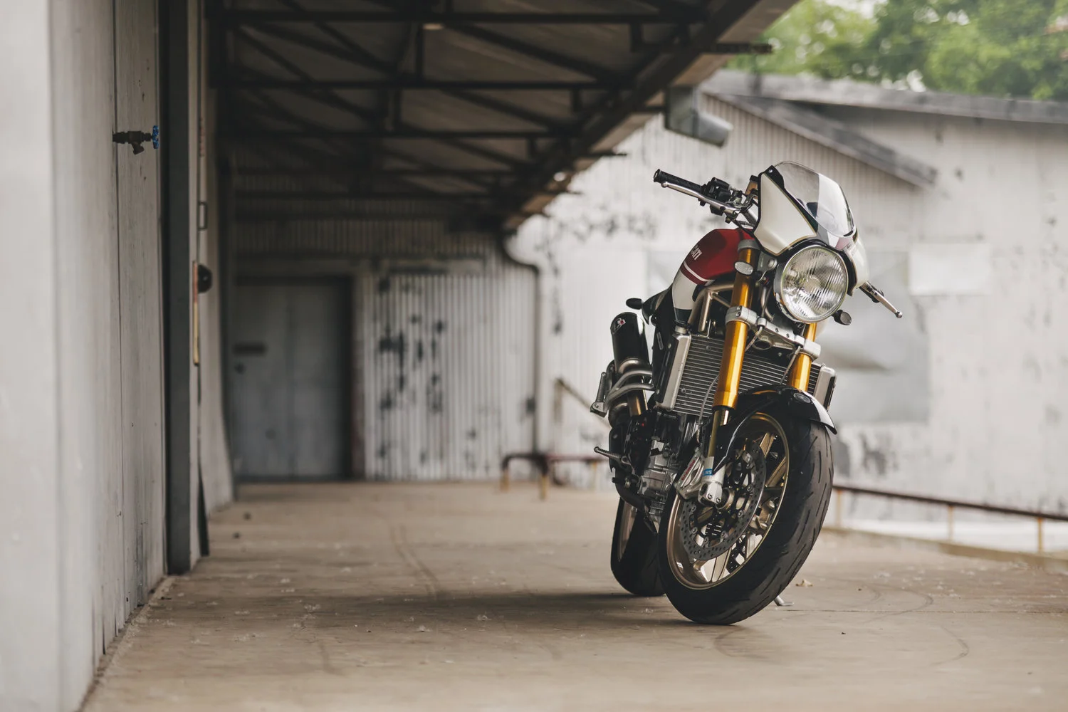 ducatimonsters4rs_007.jpg