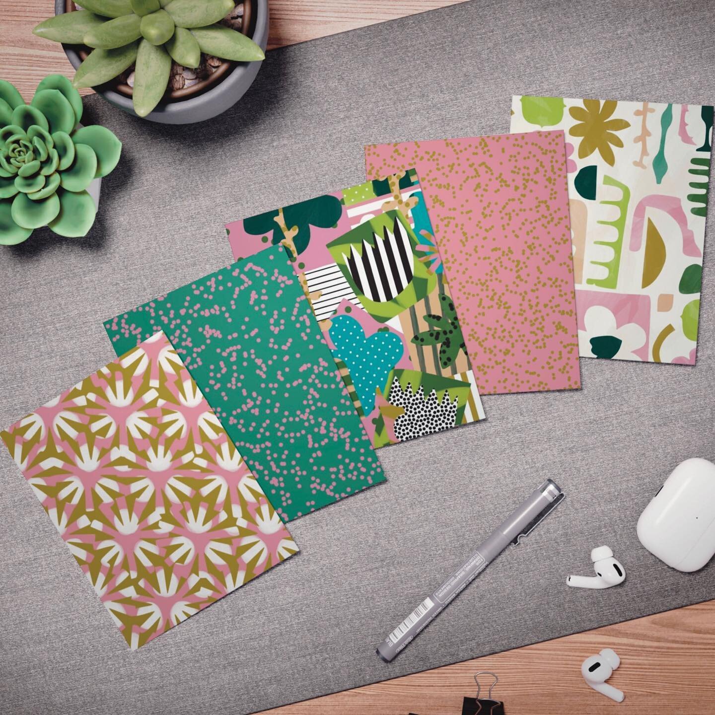 What a lovely bunch of cards that collection makes 😍 

#surfacedesign #patterndesign #stationarydesign #designerforhire #textiledesign #organic #shapes #polkadot #spot #stripe #leaves #floral
