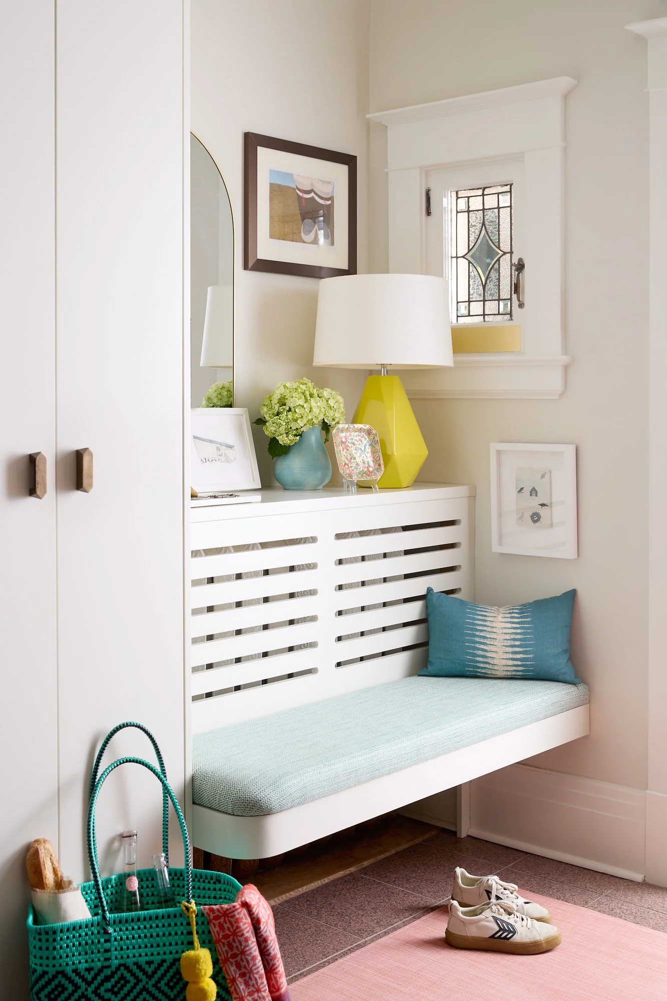 2024_0718_ferguson_wright_768f_WEB entry bench.jpg