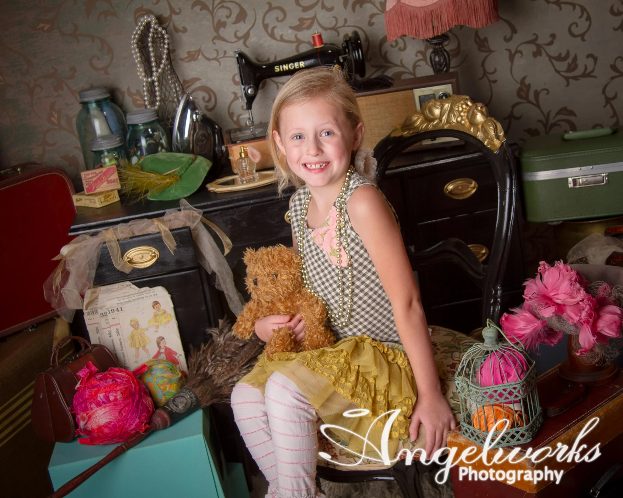 Michigan, Portage Photographer : Itsy-bitsy 'Frilly Jane' Sessions