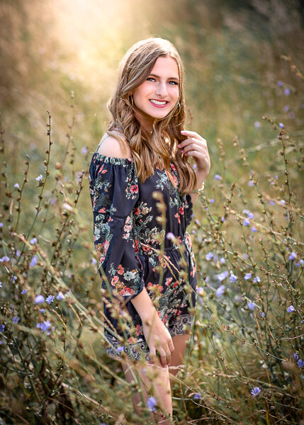 Portage_Michigan_Senior_pictures_teen_photographer_contact-001.jpg