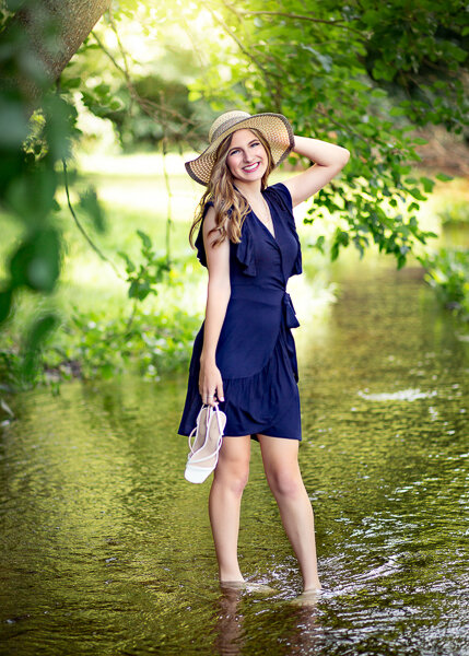 Portage_Michigan_Senior_pictures_teen_photographer_contact-004.jpg