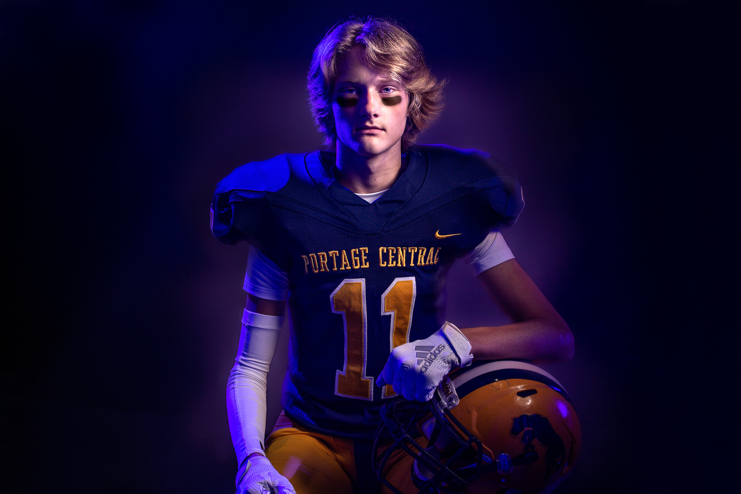 Portage-Michigan-Senior-Photos-Teen-Photographer-finstrom092219-004-Edit.jpg