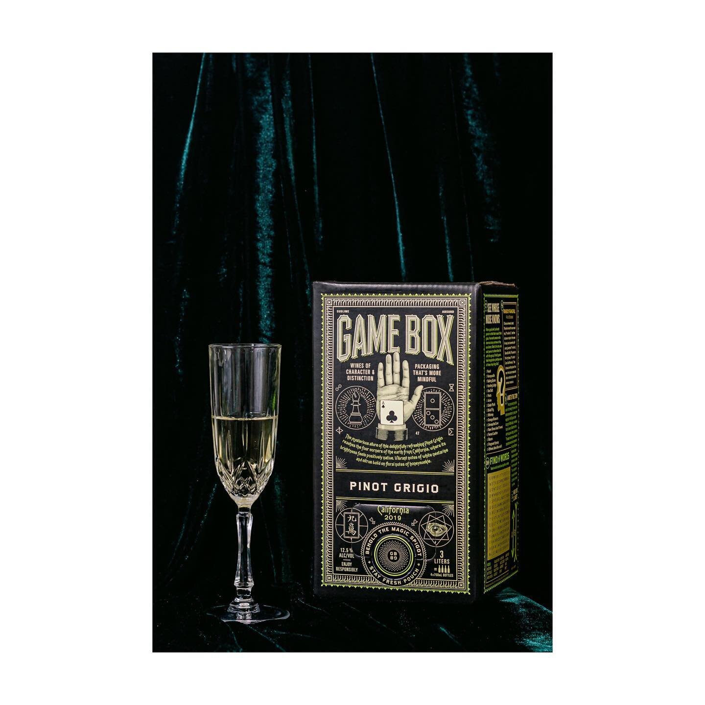 &hellip;and the best packaging design goes to... @gameboxwine !
I needed props for this shoot so I sourced these beautiful wine glasses at my local thrift shop @thisnthatshop_ and they worked beautifully!
The velvet background adds depth and a soft t