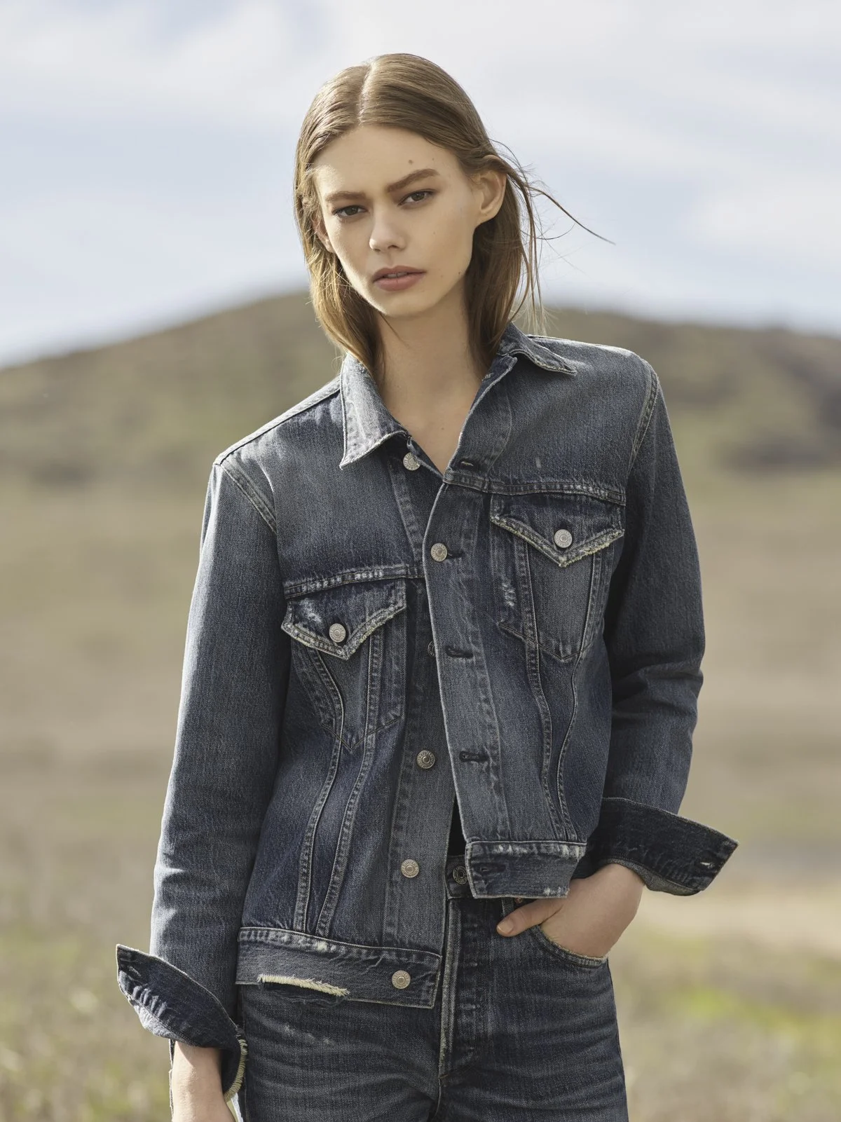 COH_Womens_Fall_2017 _Look_2_0400_wk-WEB.jpg