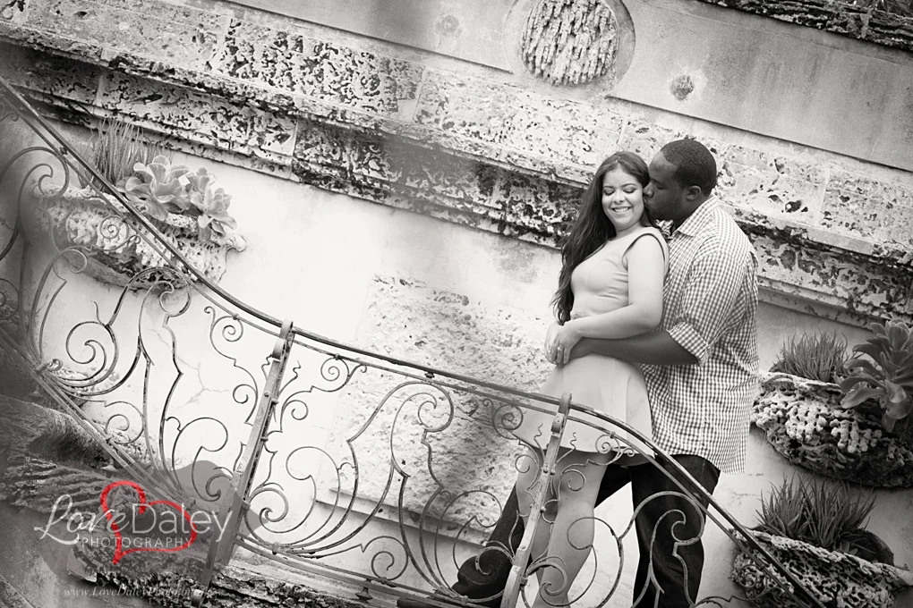 MiamiVizcayaEngagementPhotoshoot-13.jpg