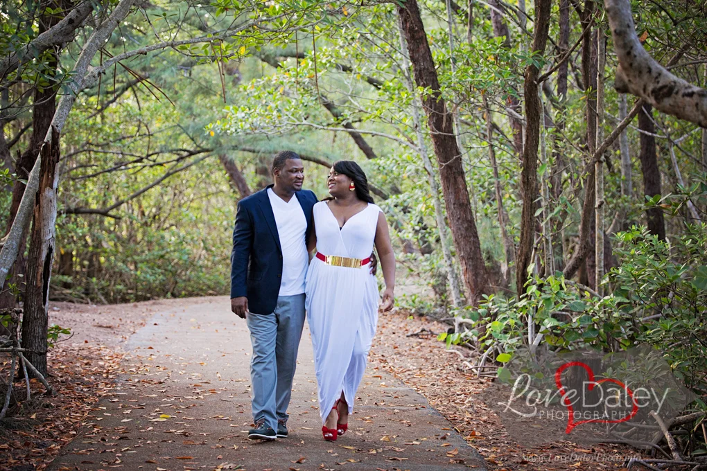 Greynoldsparkcouplesphotoshoot-8.jpg
