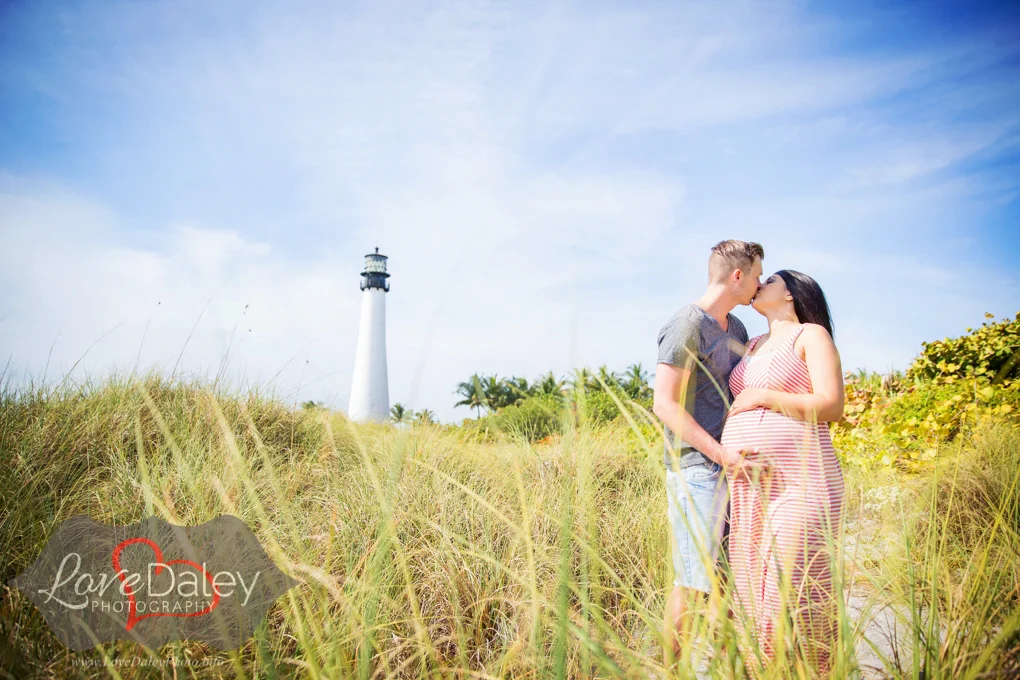 Billbaggsstateparkmaternityphotoshoot.jpg