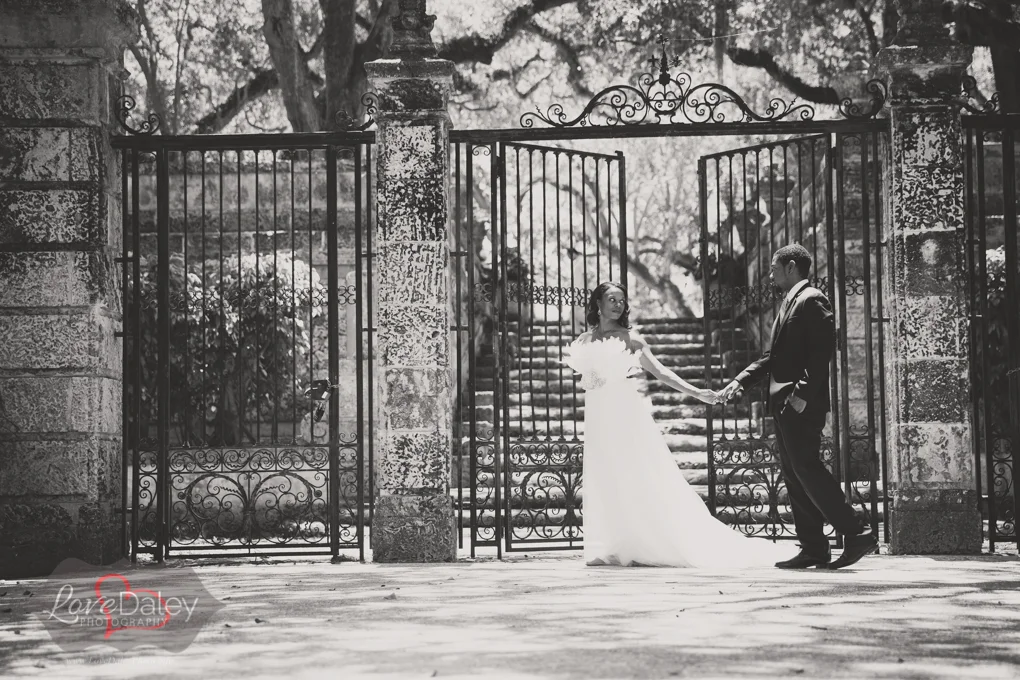 VizcayaMuseumCouplesandEngagementPhotoshoot15.jpg
