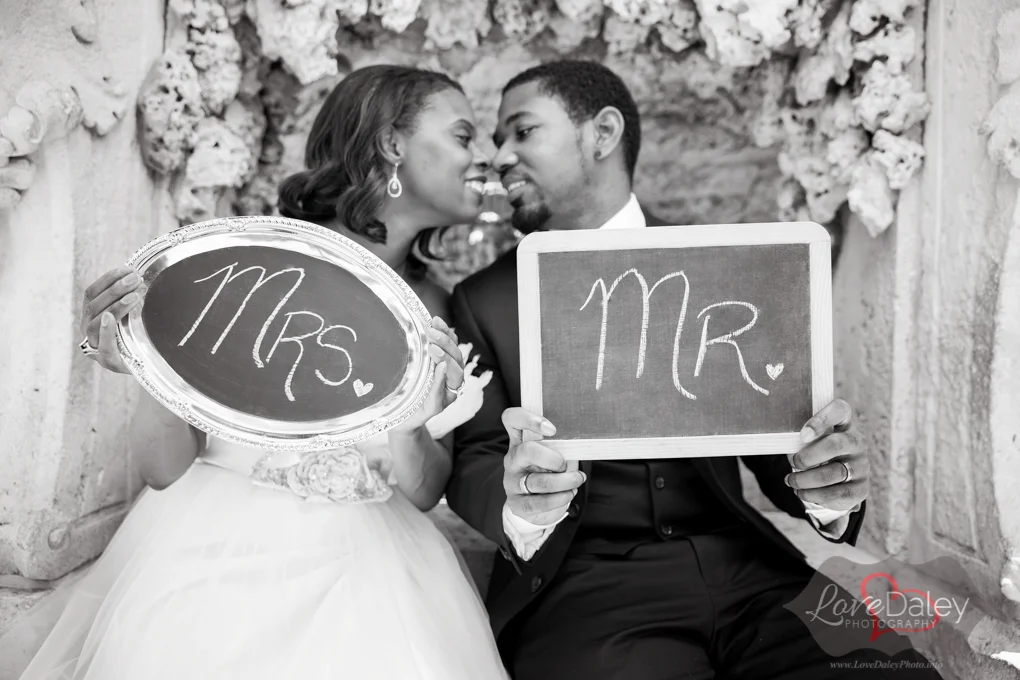 VizcayaMuseumCouplesandEngagementPhotoshoot28.jpg