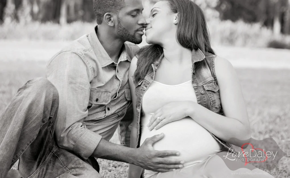 FortlauderdaleHamptonParkMaternityShoot26.jpg
