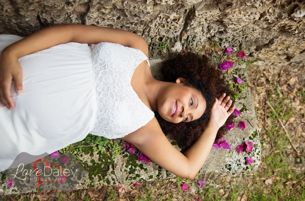 CoralGablesMAternityShoot1.jpg