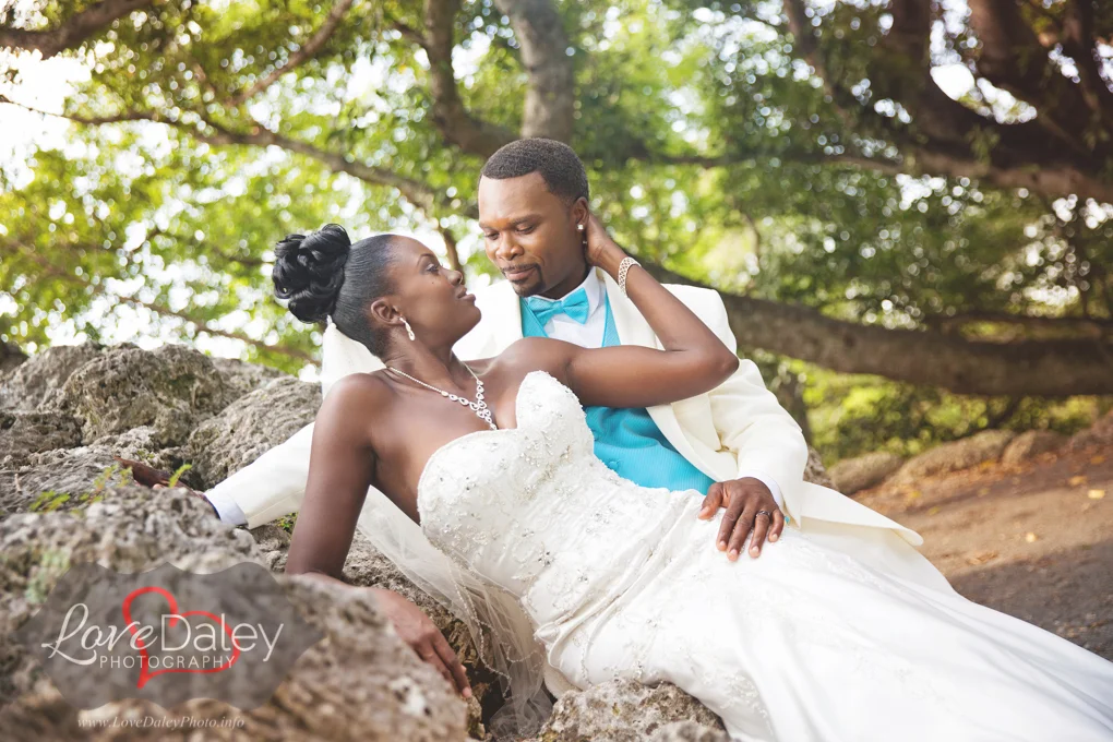 GreynoldsParkcouplesshoot2.jpg