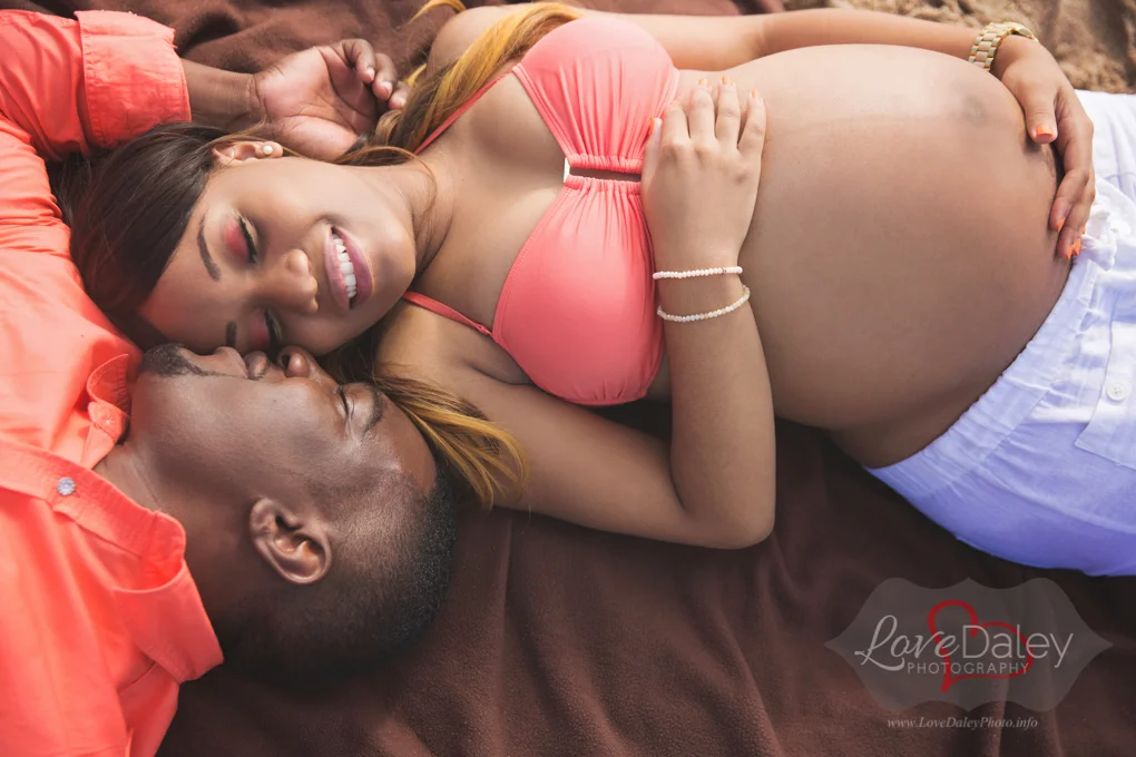 Lauderdalebyseamaternityshoot.jpg