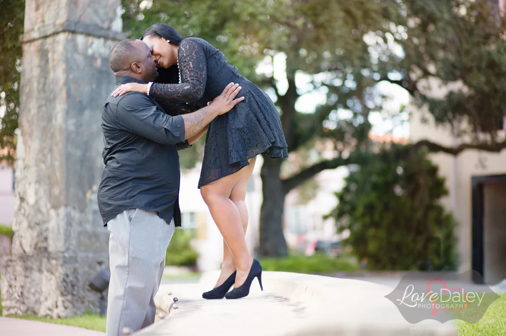 Coralgablesengagementshoot17.jpg