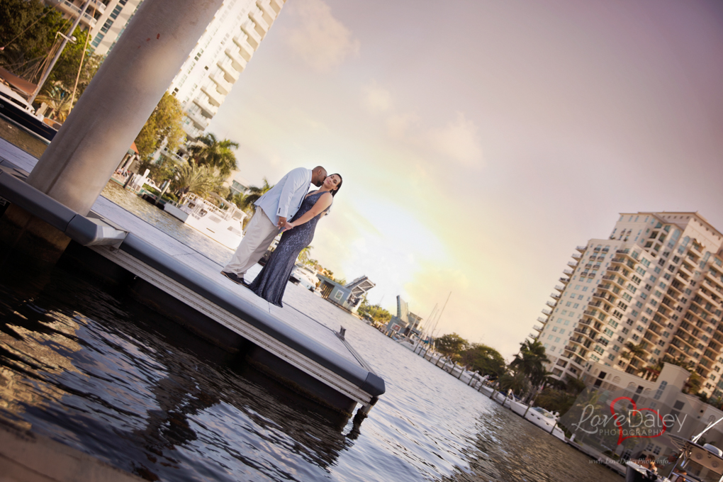 fortlauderdalelasolasengagementphotoshoot3.jpg