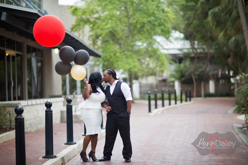 FortlauderdaleLasolasengagementshoot10.jpg