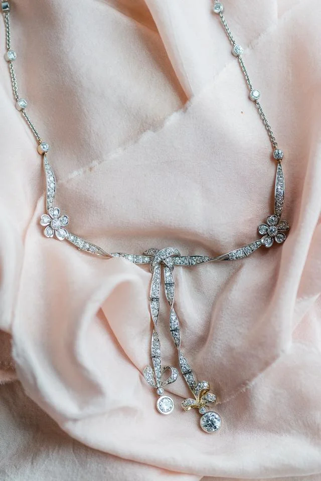 The perfect final touch for a gorgeous gown (...weโd also pair it with some comfy lounge wear on a casual Sunday afternoon ๐) Shop HERE . 