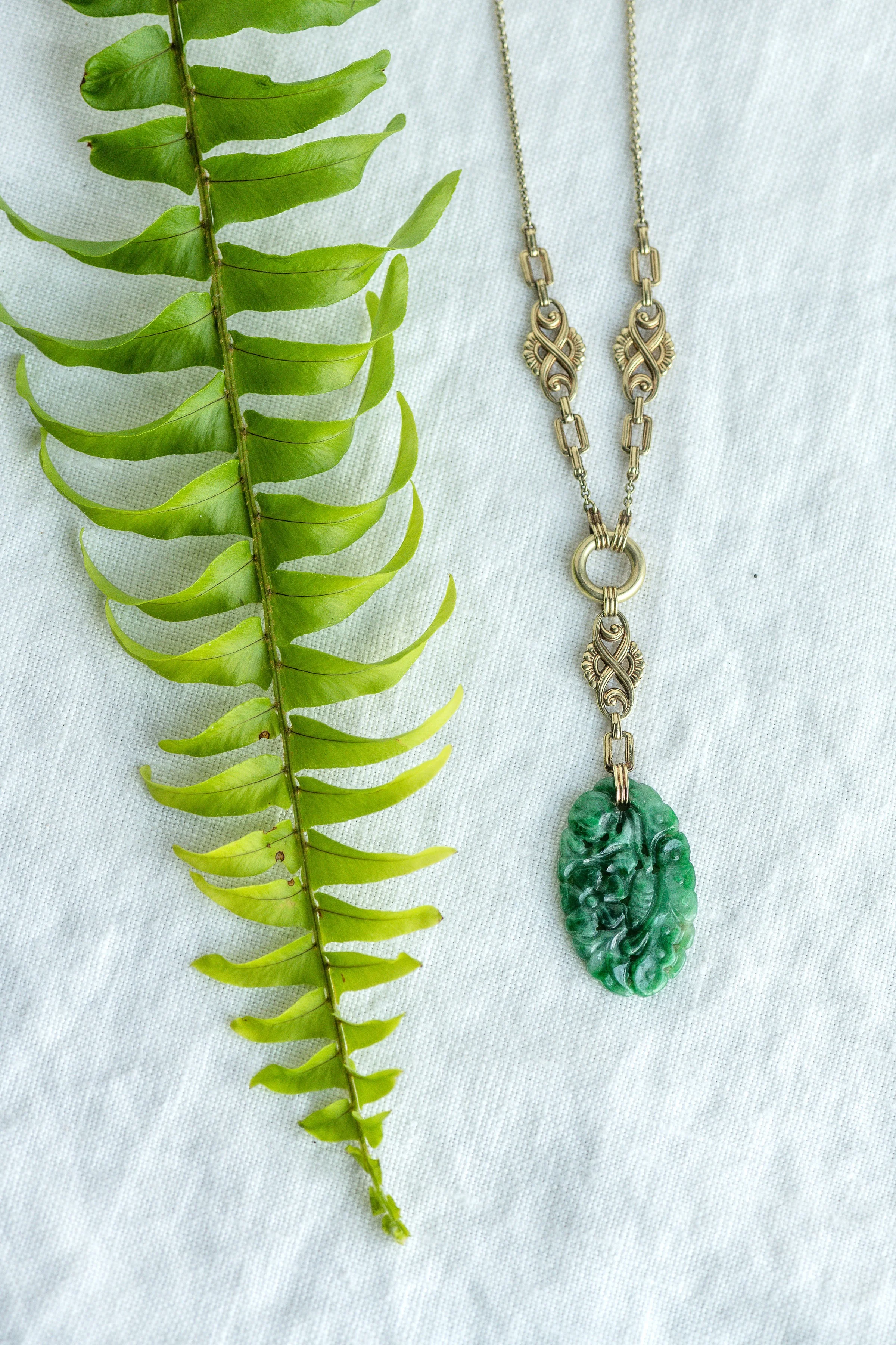 Shades of green-fresh and clean! Tap the photo to shop the pendant HERE . ππΏπ΅πππ³πΎπ΅π₯π±ππ΄π₯π―οΈπ