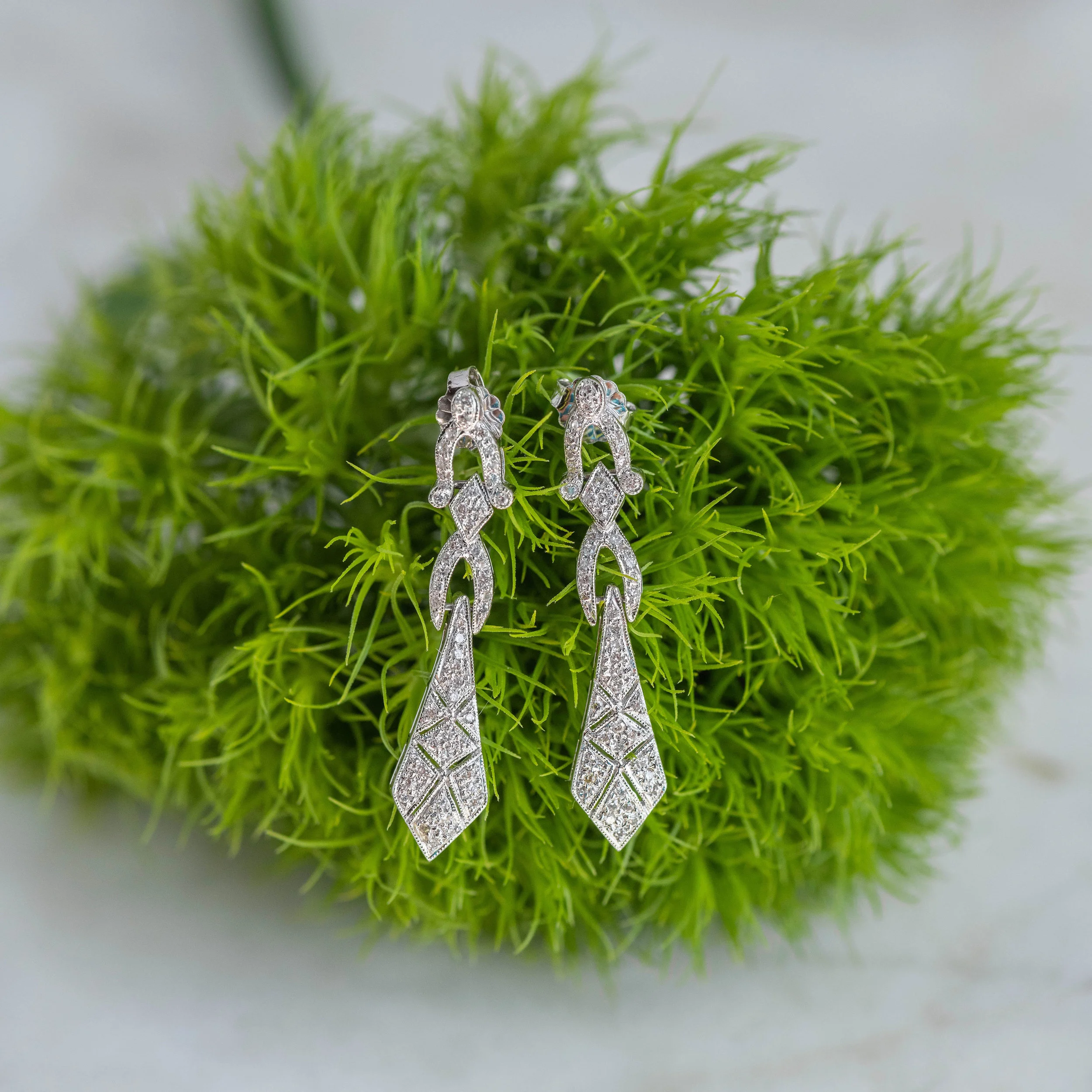 From diamonds studs to diamond dangles.... there is nothing like a pair of earrings to make you feel pulled together! SHOP HERE !