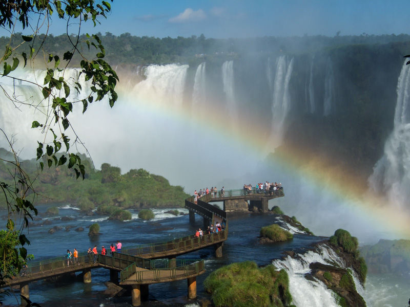 rainbow_over_walkway_iguazu_falls.jpg