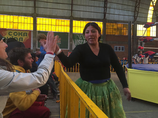 cholita_wrestling_la_paz.jpg