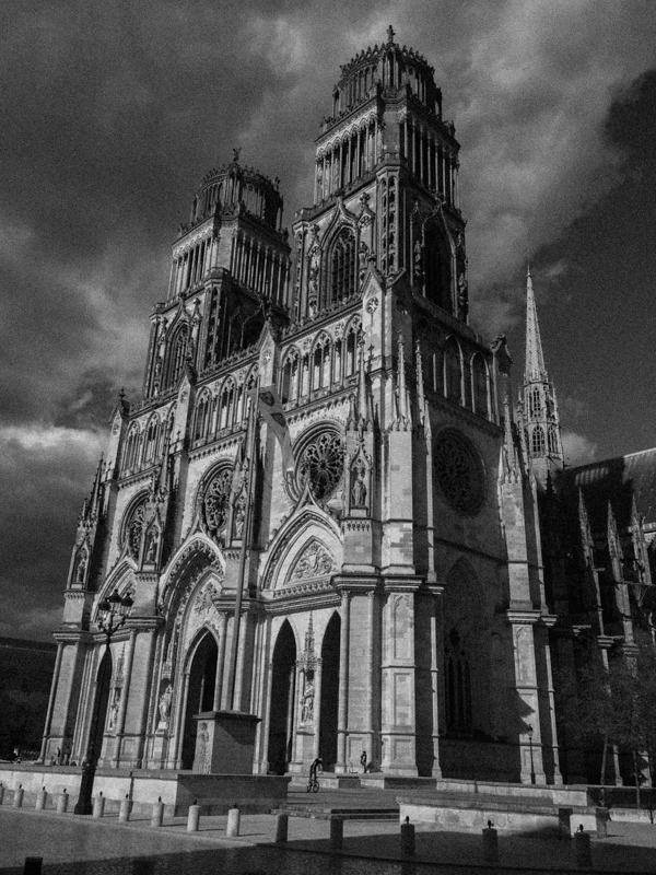 orleans_cathedral_black_and_white.jpg