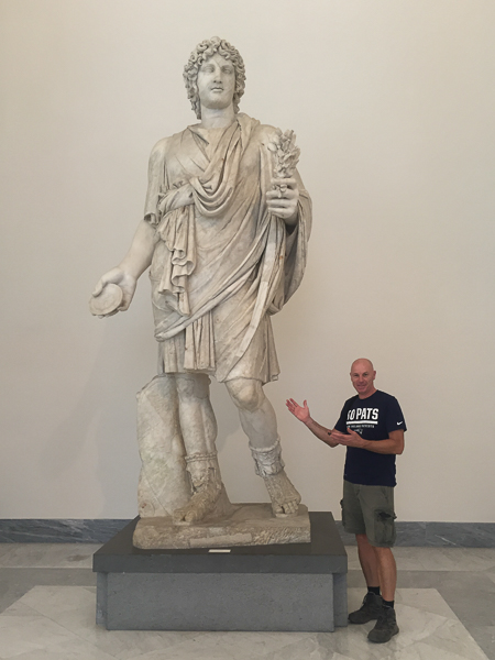 huge_roman_scuplture.jpg