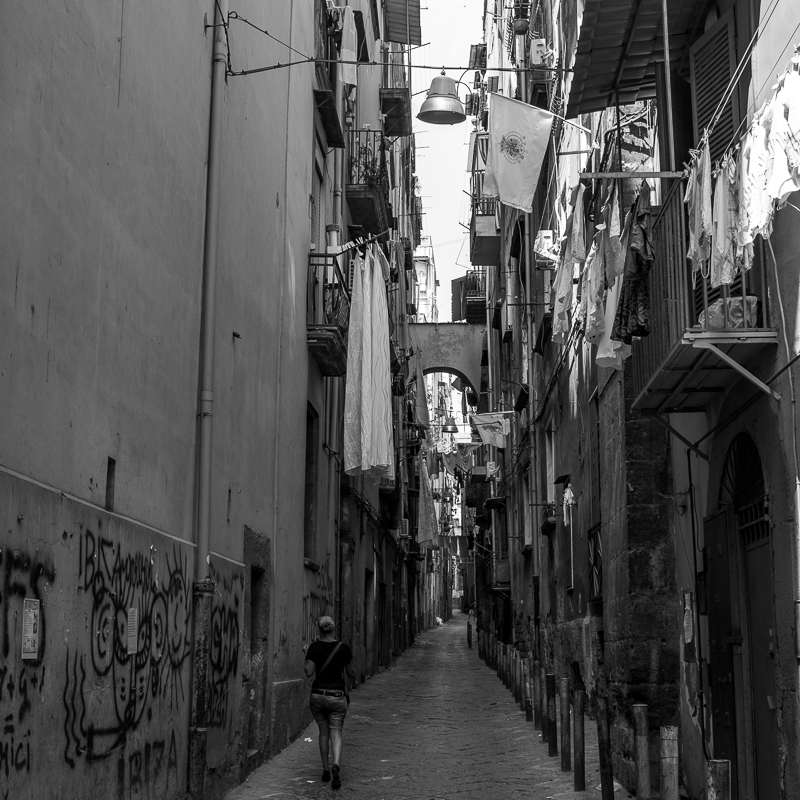 naples_alleyway.jpg