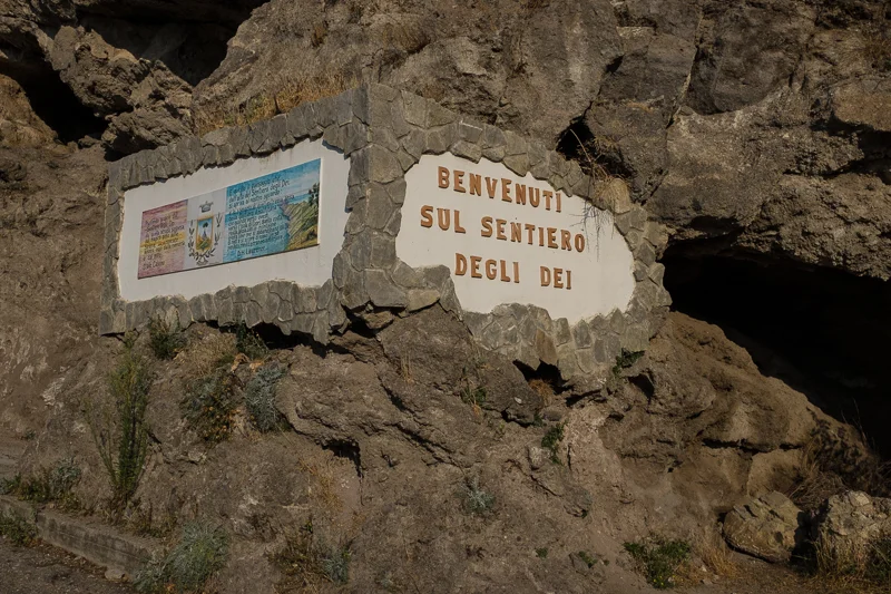 path_of_the_gods_sign_2.jpg
