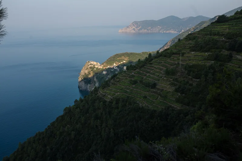 cinque_terre_view_1.jpg