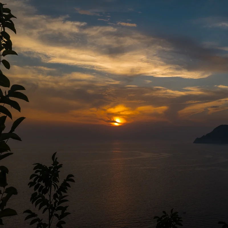 cinque_terre_sunset_2.jpg