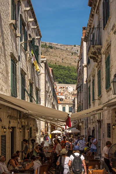 dubrovnik_old_city_street.jpg