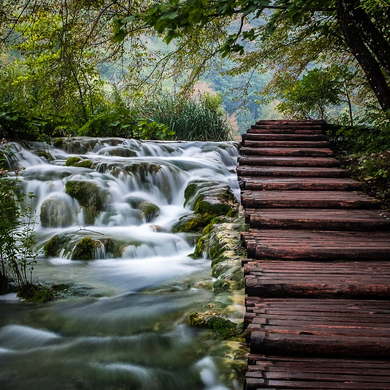 plitvice_national_park_waterfall_3.jpg