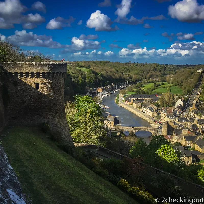 the_view_from_above_of_the_river_rance_in_dinan.jpg
