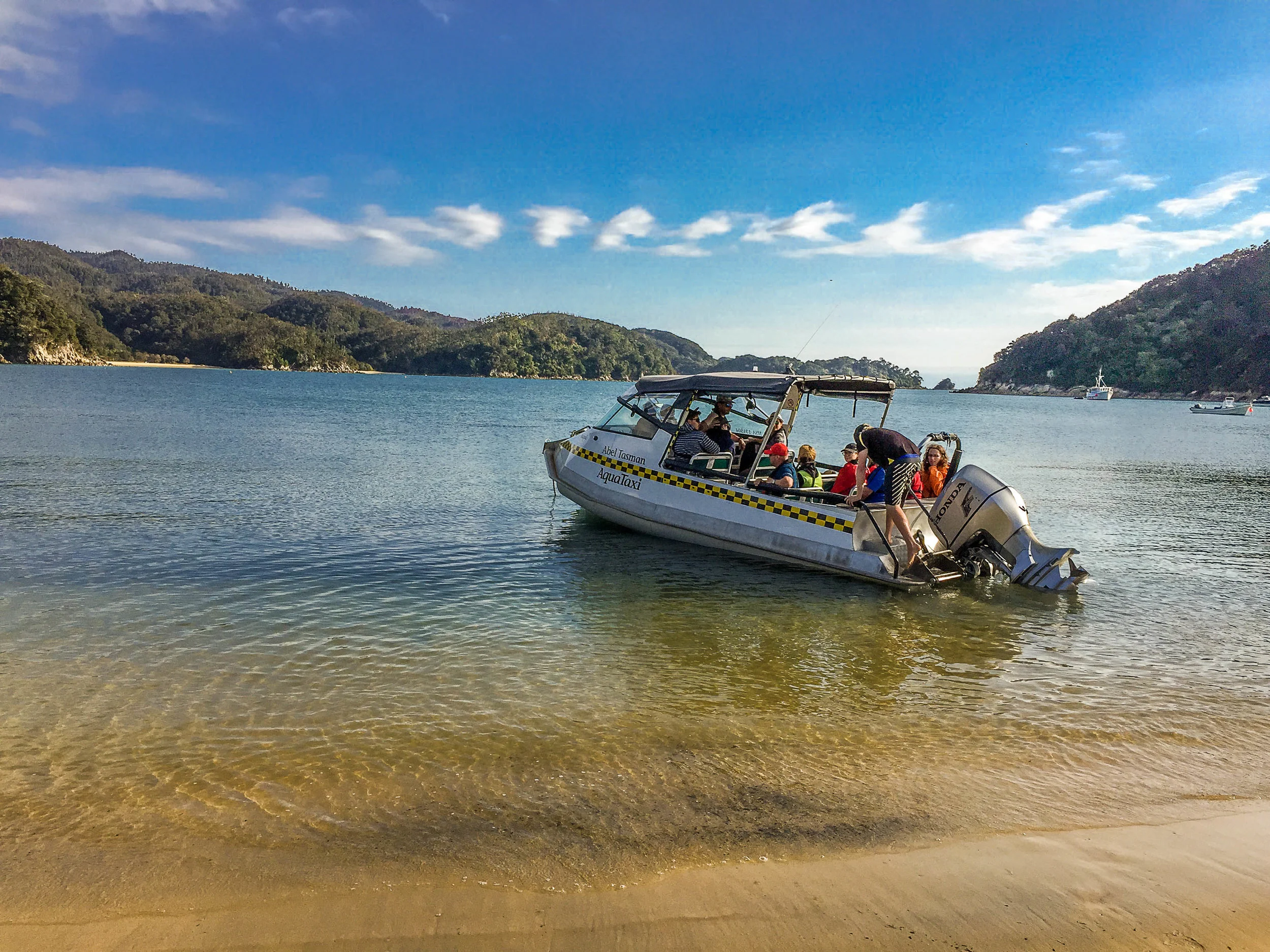 water_taxi.jpg