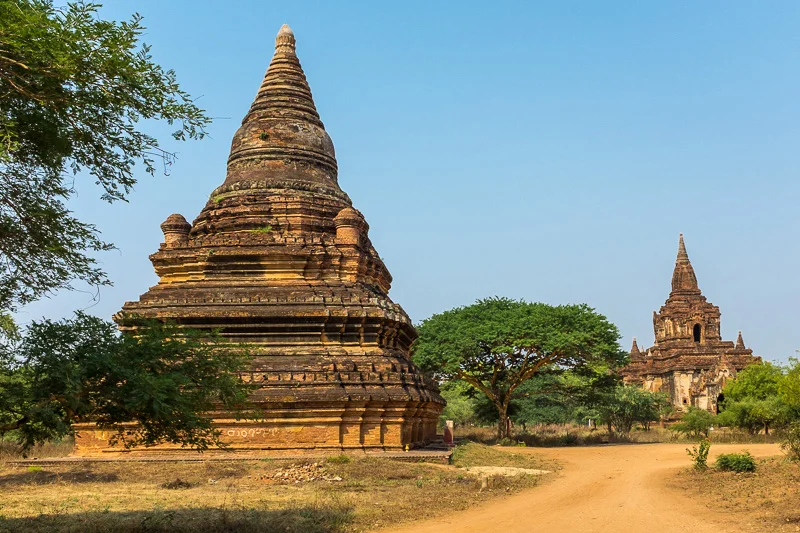 old_temples_bagan_myanmar.jpg