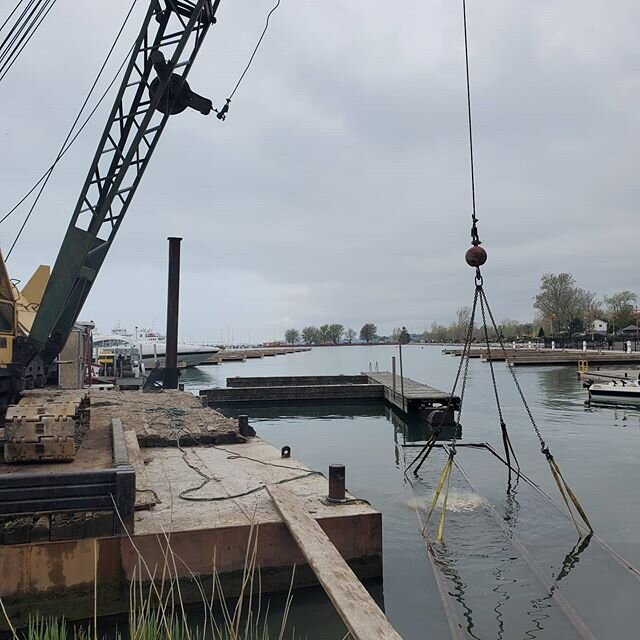 New dock just in time for boating season

#commercialdiver #crawlercrane #commercialdiving #classiccrane #bucyruserie #underwaterwork #workingweekends #broco