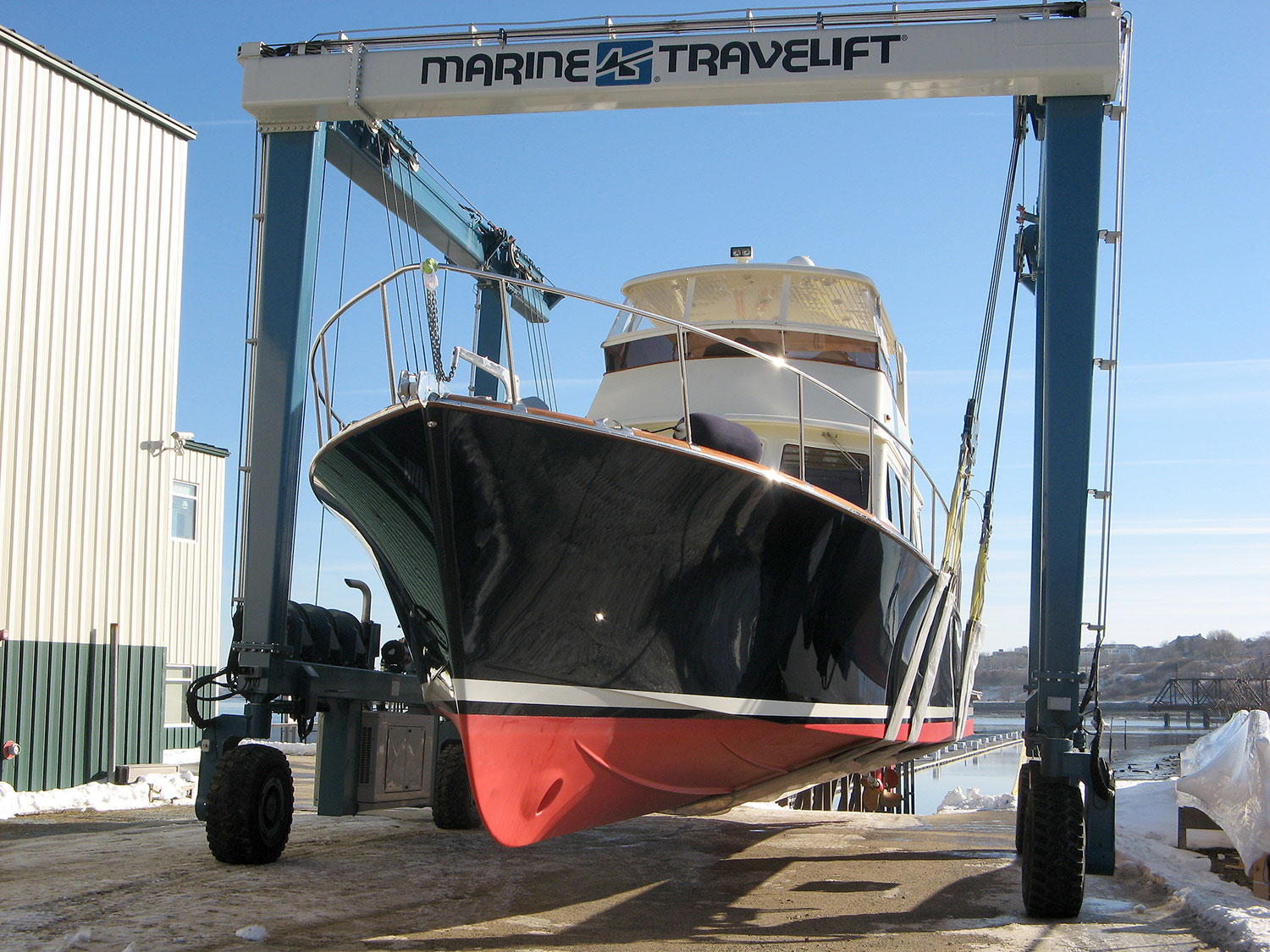 58' Flybridge Motoryacht