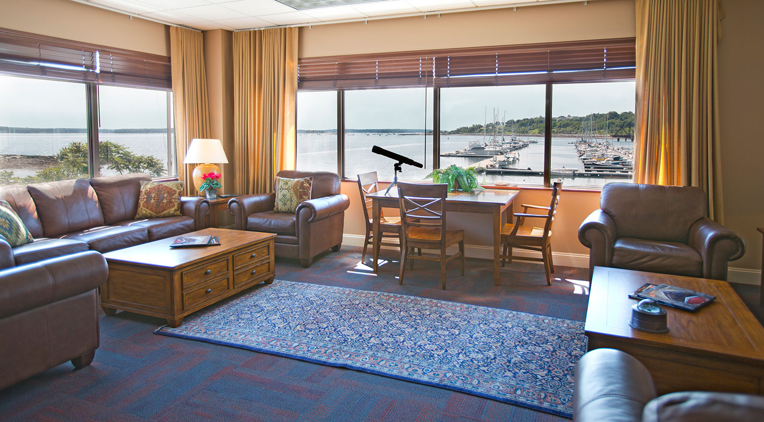 1500-lounge2.jpg
