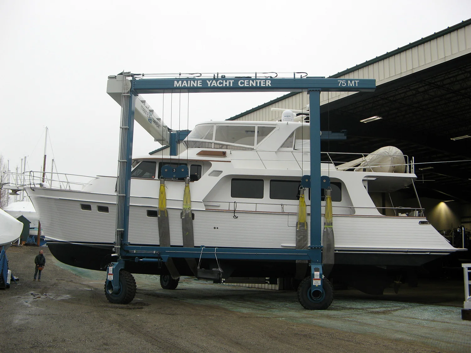 61' Powerboat