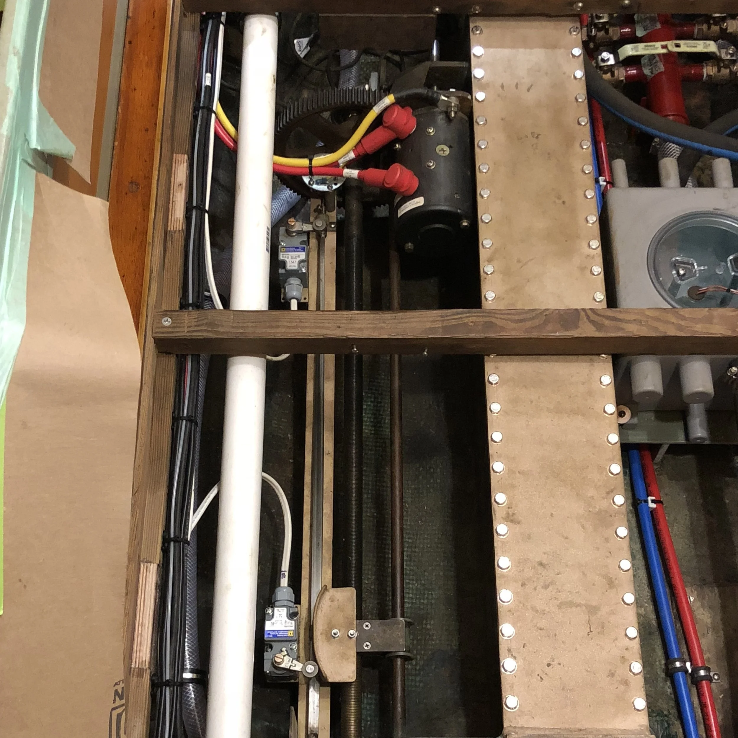48’ Sailboat Centerboard Controls
