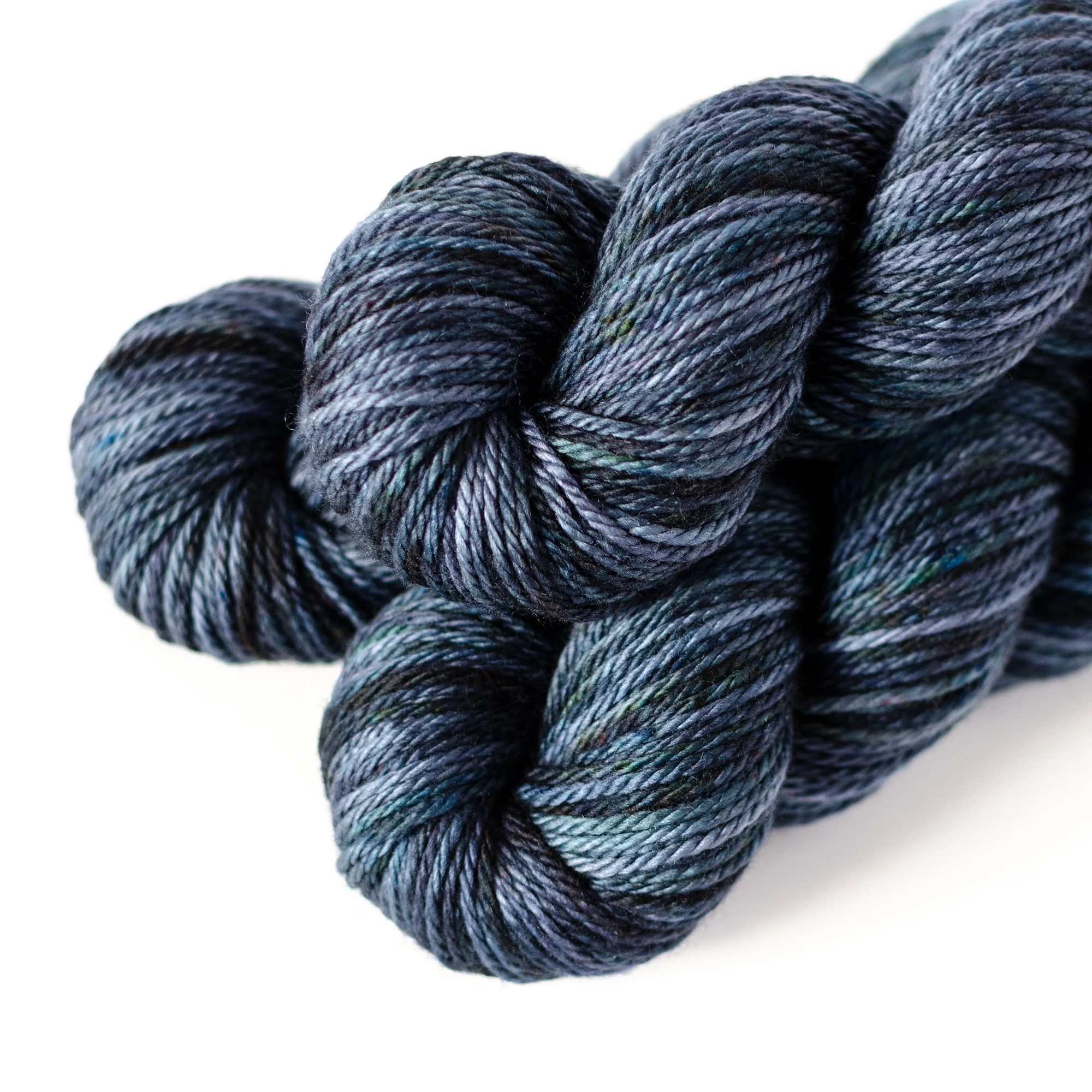 SW Merino | Aran - $25 100% Superwash Merino Wool 3 plies 180 yds / 164 m 100 grams Aran Weight US 7-9 / 4.5 - 5.5 mm Hand wash or machine wash gentle cycle / Dry flat This is a soft and plump yarn that is lofty and light.
