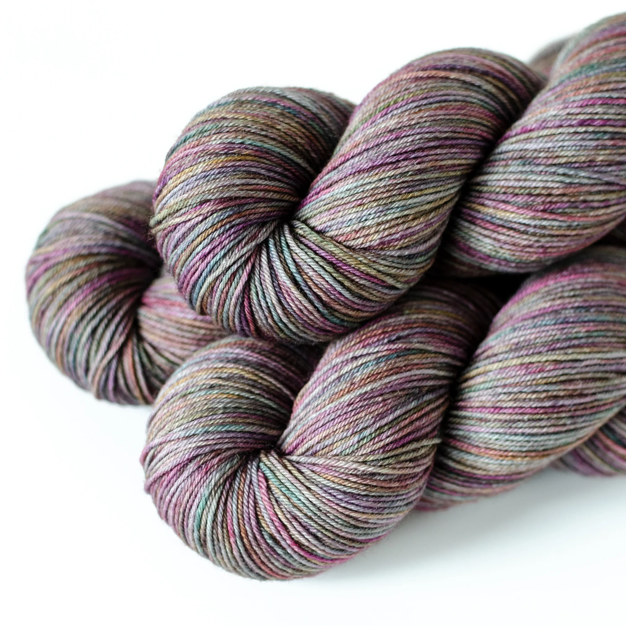SW Merino Fingering - $25 100% Superwash Merino Wool 4 plies 437 yds / 400 m 100 grams Fingering Weight US 1-5 / 2.25-3.75 mm Hand wash or machine wash gentle cycle / dry flat This is a soft, smooth, firmly twisted yarn.