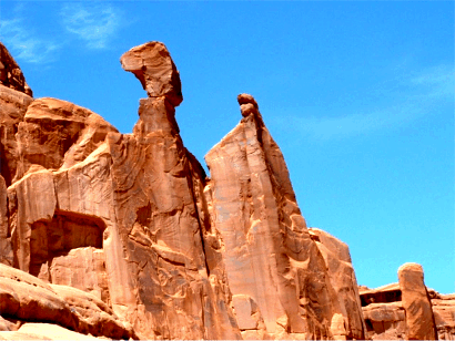 arches_balance_rock.gif